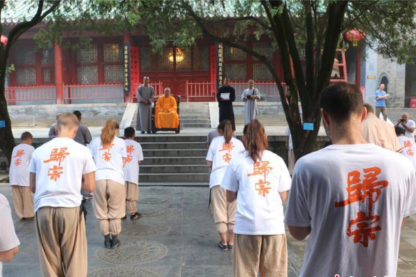 《复仇者联盟4》：超级英雄，送给成人的童话_挂机宝不掉线