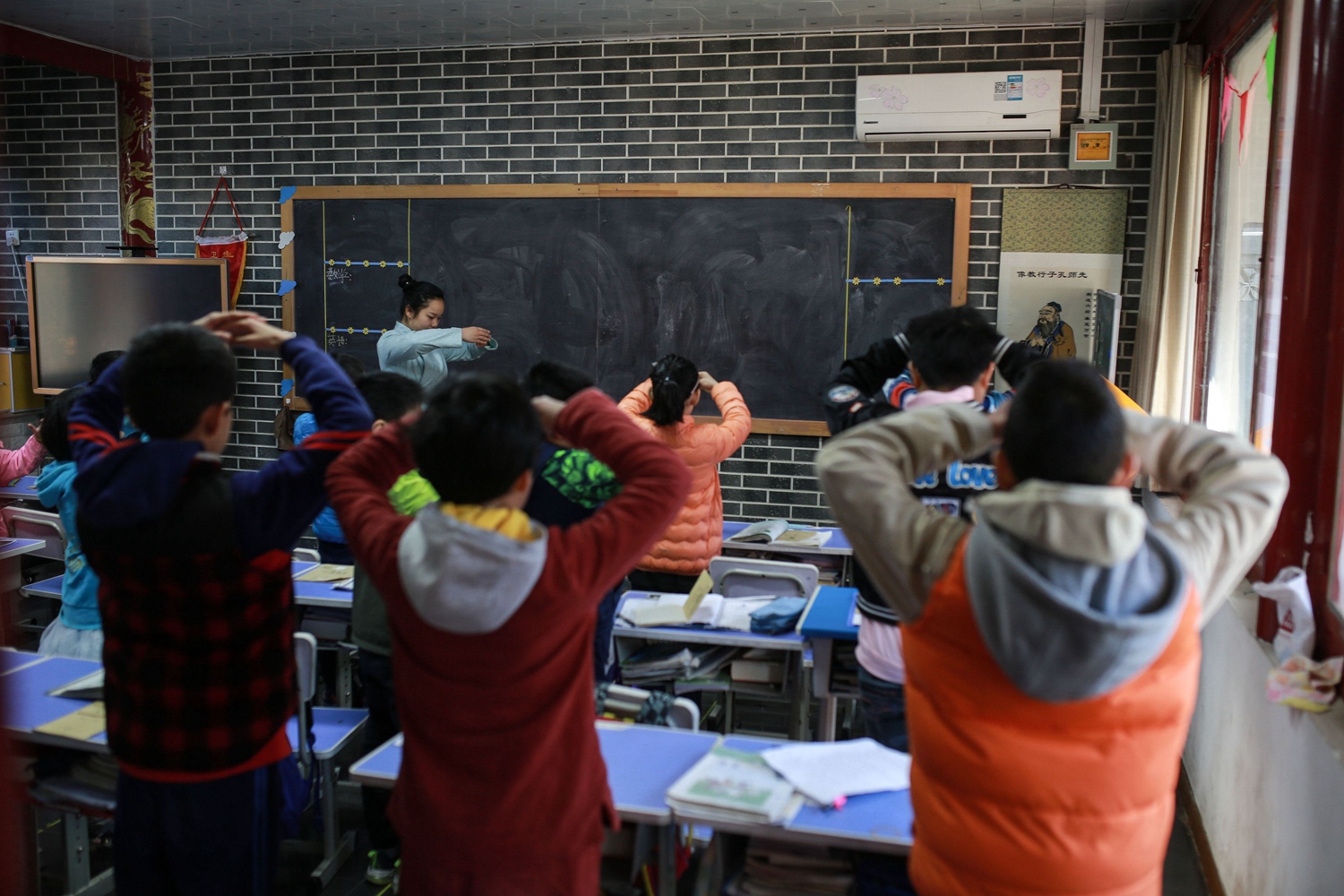 管涛：一季度人民币汇率再次摆脱破7“魔咒”_香港云服务器公司