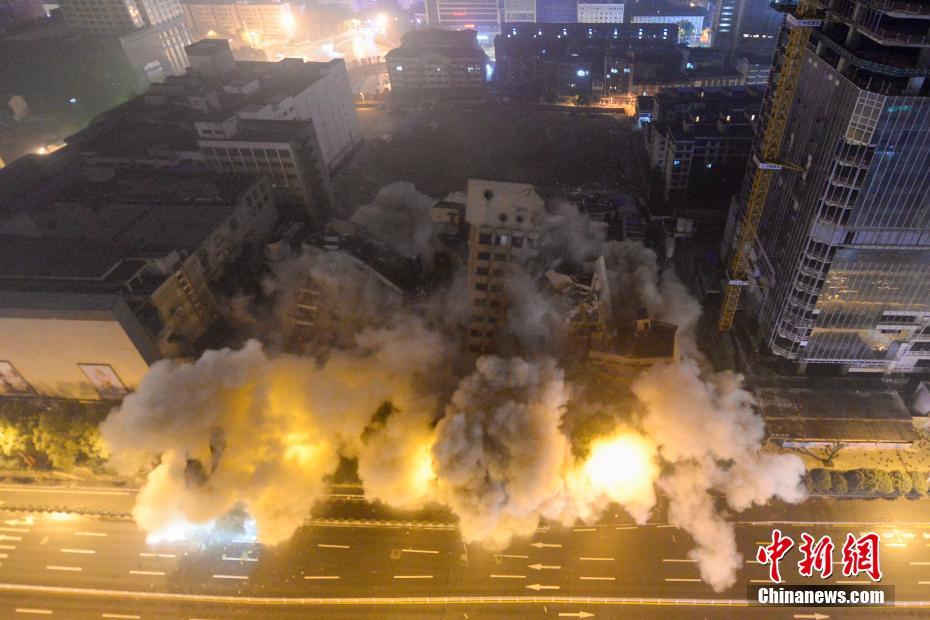 晚餐过晚也会增加尿路结石风险_私有云服务器