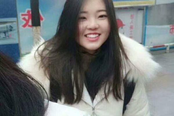 “星爵”与施瓦辛格女儿办婚前派对，准岳父出席笑逐颜开_9929免费试用
