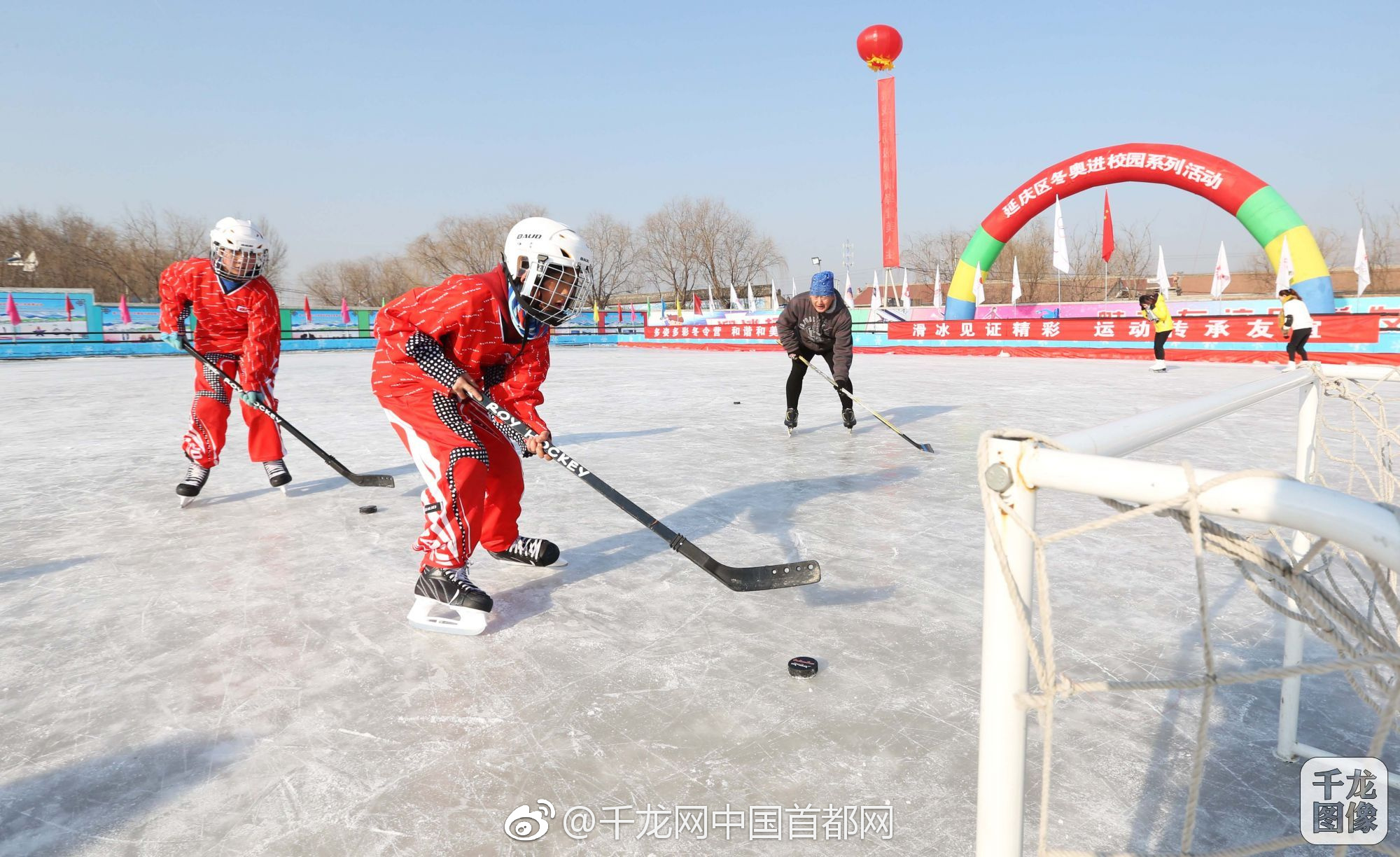 杨幂炸臭豆腐邓伦泡脚_CN2服务器机房