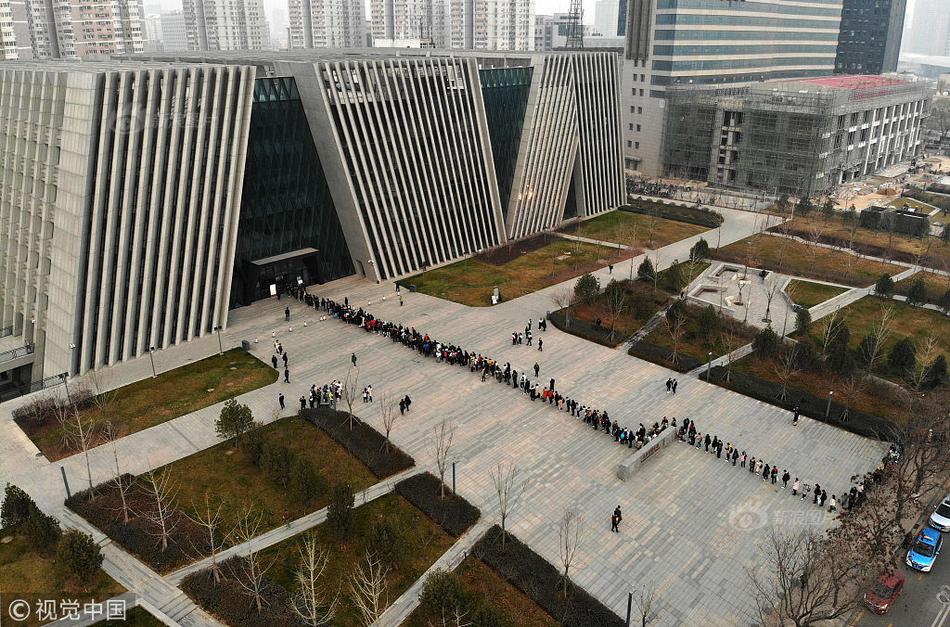 不可错过的大展 呈现雕塑里的民族风俗_云游戏