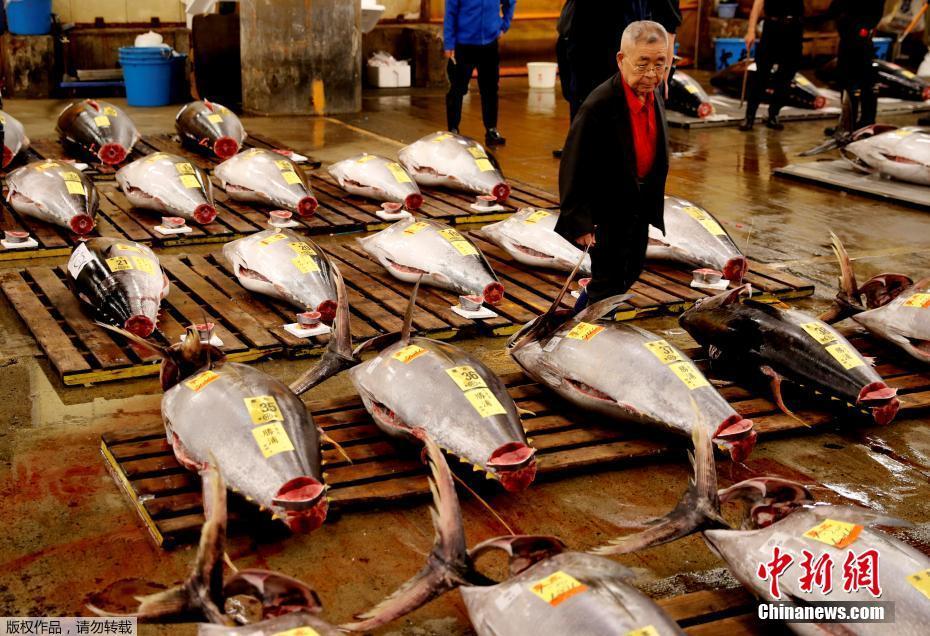 两月市值蒸发2600亿美元 苹果时代已落幕在即？
