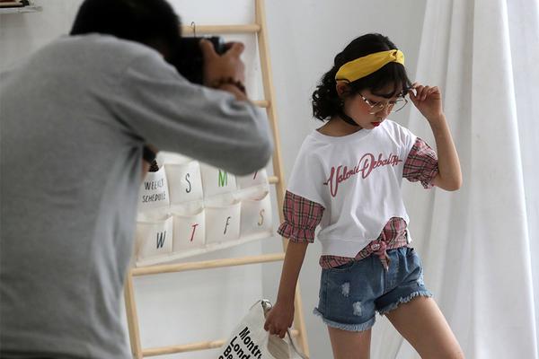 老树画画：吃酒做梦看书，图个自由自在_CN2服务器访问稳定