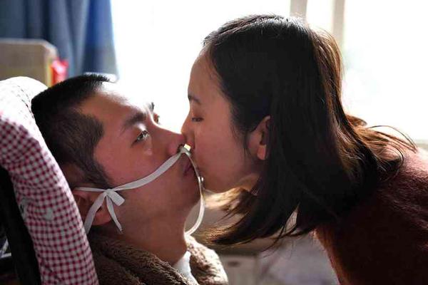 董明珠正式赢得与雷军的
