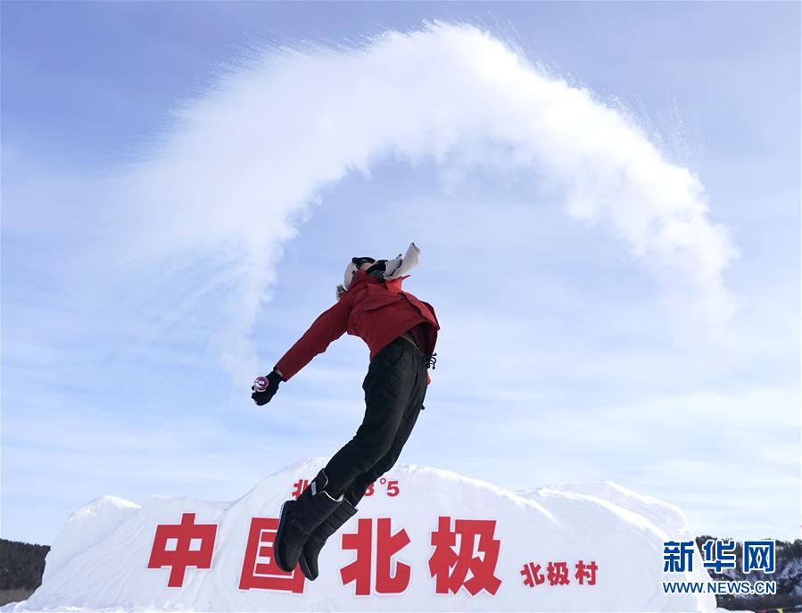 韩寒谈与吴京沈腾一起反盗版:我们是受害者联盟_云服务器2M带宽