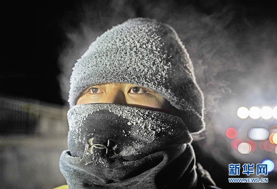 杨幂谢娜牵手小跑超欢脱_云服务器8G内存