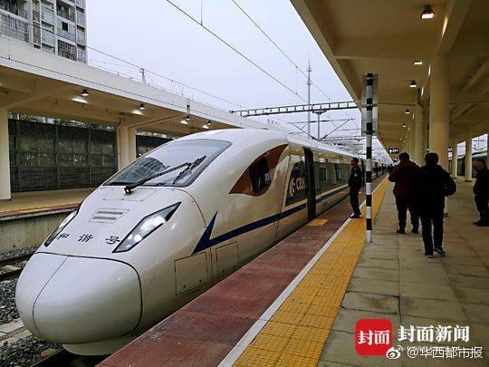 菲总统再呛加拿大：不运走垃圾 就“埋了”加使馆_显卡挂机宝