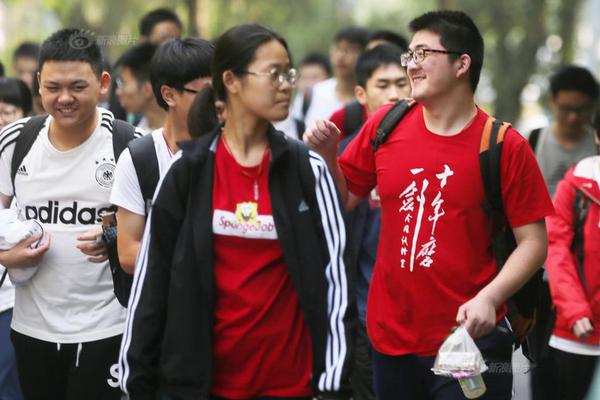 证券法修订三审稿公开 两天获提千条意见_联通AS9929