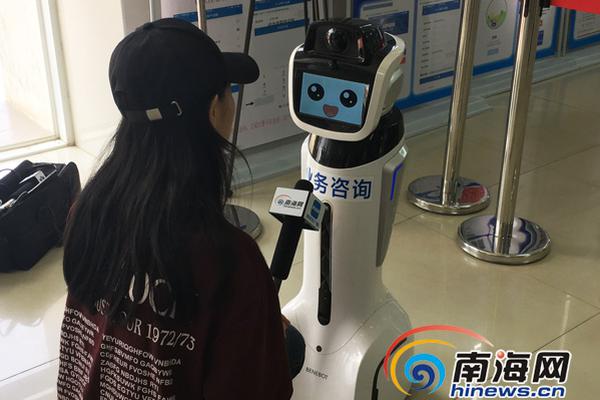iPhone XR正规途径返厂维修换被成官换机_教育云服务器