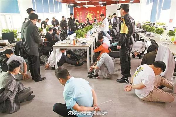 A股五月行情预判 机构称谨慎看待结构性调整_CN2服务器哪家好
