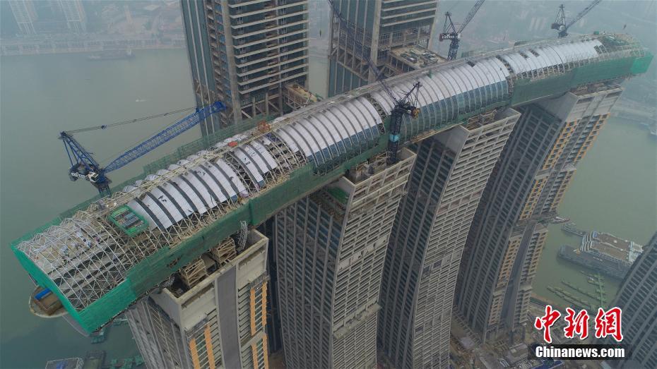 老艾侃股：内资砸盘帮外资抄底？_华东云服务器