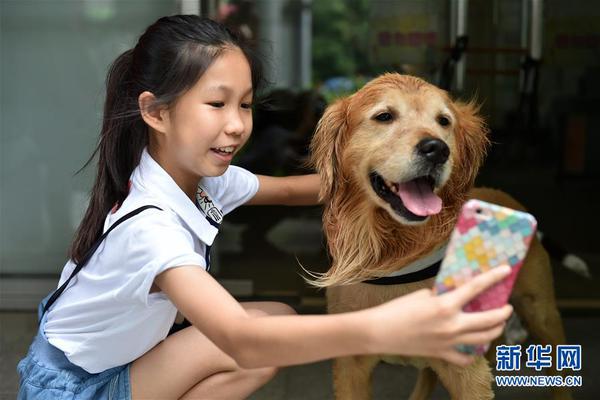 妈妈买饭把2岁儿子绑床上，问其原因哭着说：怕摔下来_分支机构云电脑