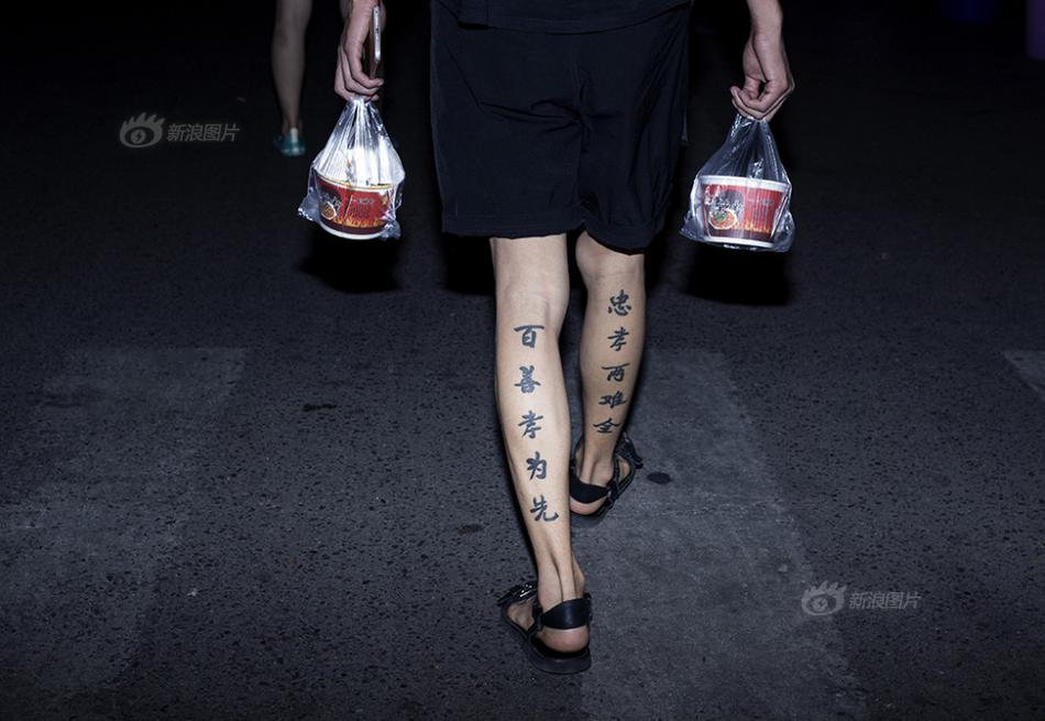 法国“黄背心”:反对警察用催泪弹等非致命性武器_企业云服务器