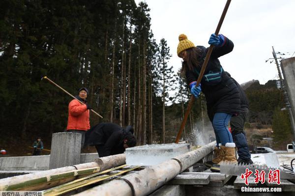 吉林长白山高尔夫球场及167套违建别墅拆除 32人被追责_三网CN2服务器
