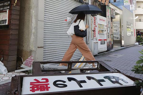 剧情反转？关于下架第三方竞品App苹果如是说_小程序后端服务器