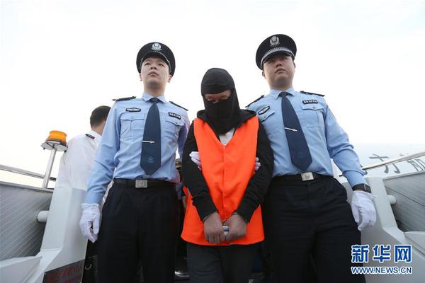 主动退出还是被迫离开？亚马逊中国官网出现“意外错误”