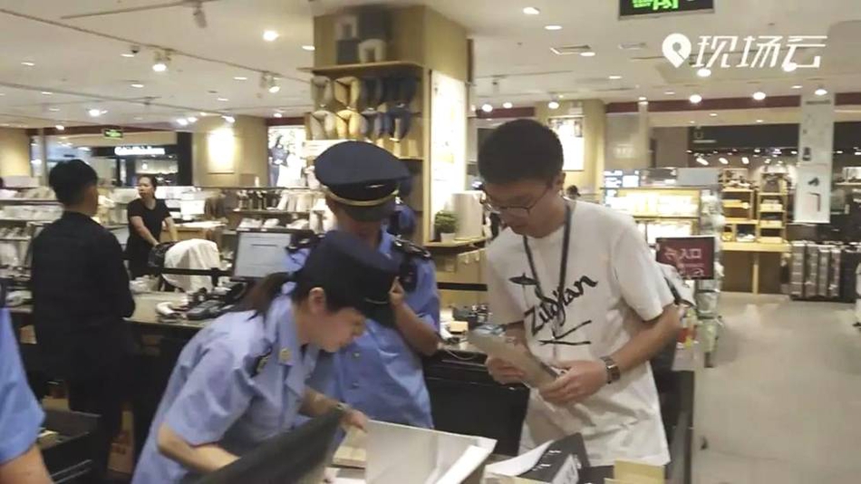 尴尬！鼻涕擤了这么多年竟然擤错了！