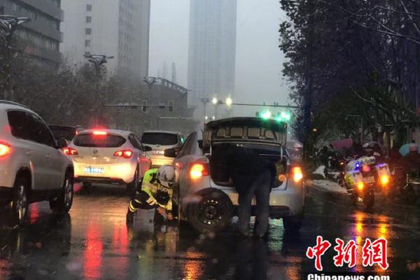 报告:中国境外房产投资创4年新低 美国市场现净流出_实时音视频云服务器