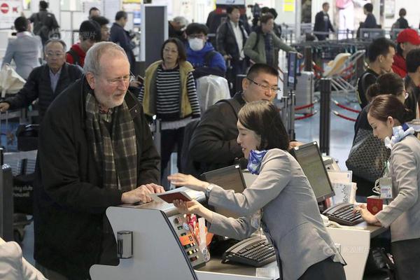 杨紫想和马天宇炒CP被拒？马天宇亲自下场为好友辟谣_9929线路怎么样