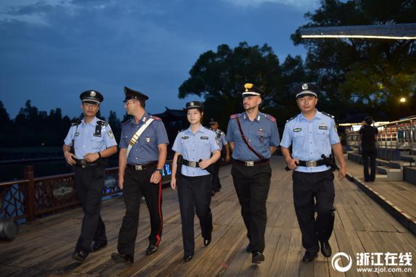 俄乌领导人针锋相对隔空喊话 各自为对话开条件_云服务器托管