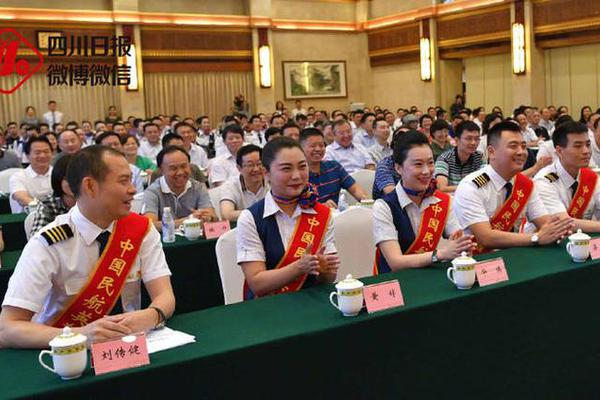 关晓彤出游连头发都遮防晒,你还偷懒吗?_云电脑协议