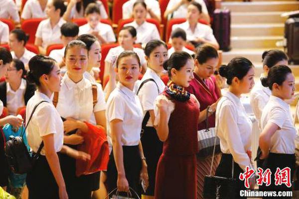 西班牙城市三宝 建筑美女和海鲜
