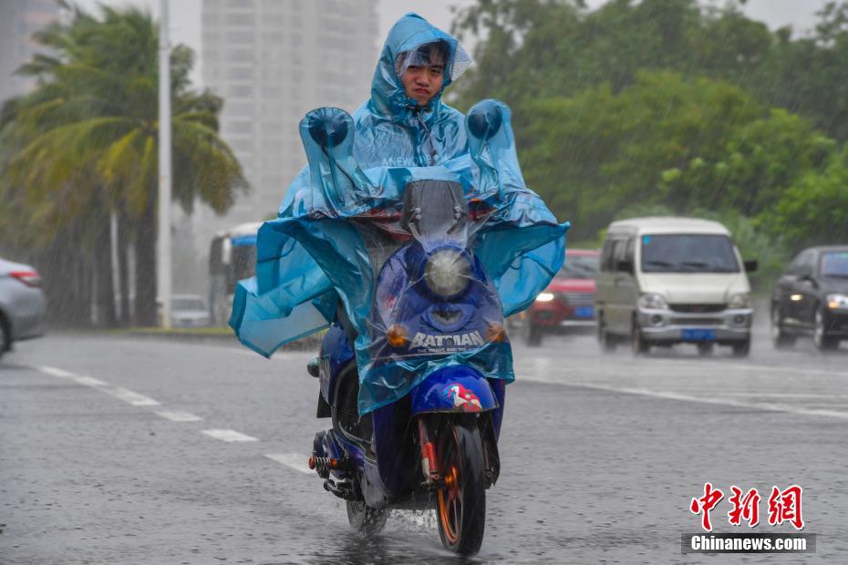 奔驰豪华越野皮卡车 X250d完爆福特猛禽_云电脑备份