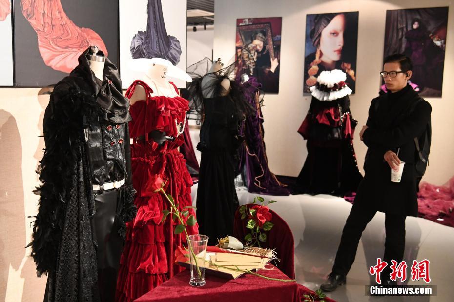 弑母案吴谢宇曾到酒吧当男模 疑似其陪酒视频曝光_K8s云服务器