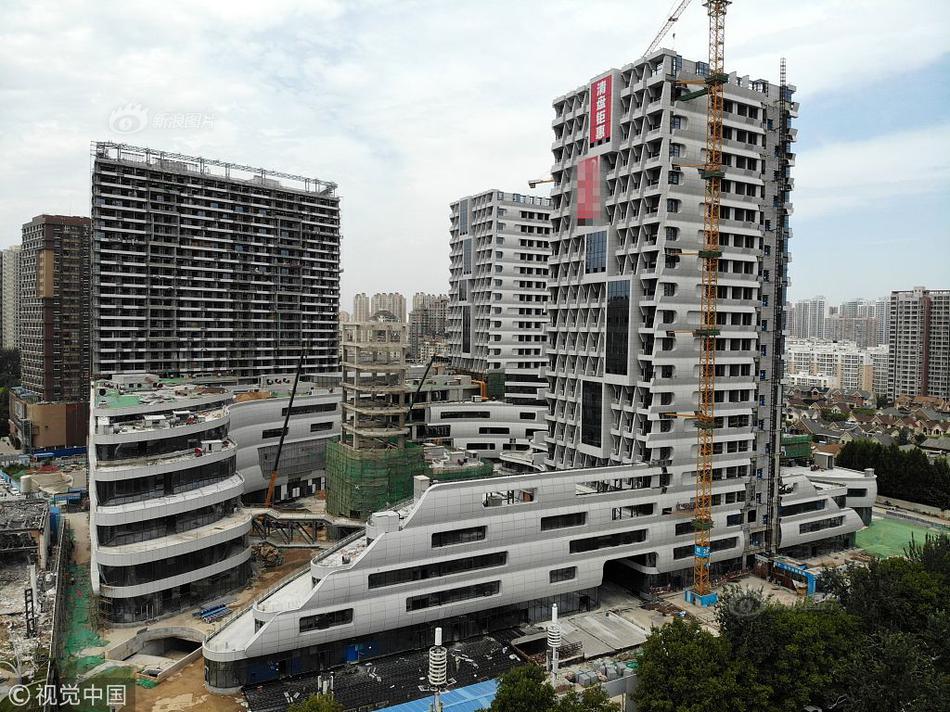 航拍韶关茶园 春季茶农采茶忙_9929流量套餐