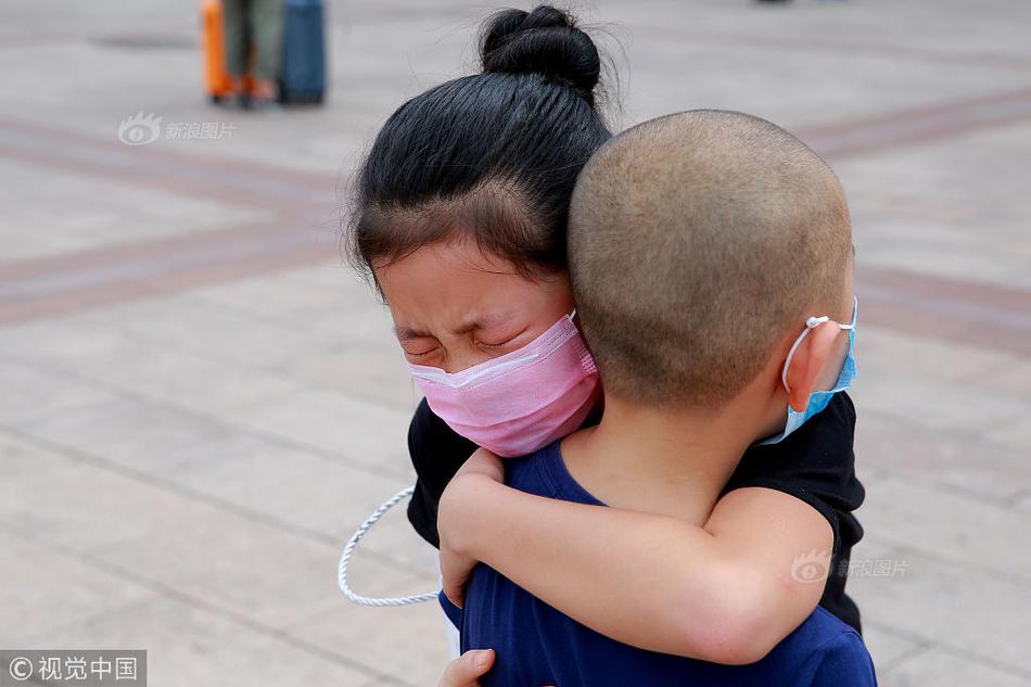 全球健闻 | 是什么让梅根王妃的皮肤光彩照人?消炎、按摩缺一不可_CN2 bare metal