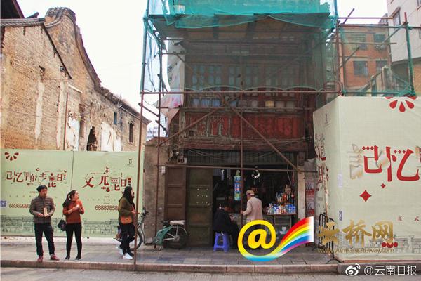 “父姓加母姓”起名现象悄然兴起