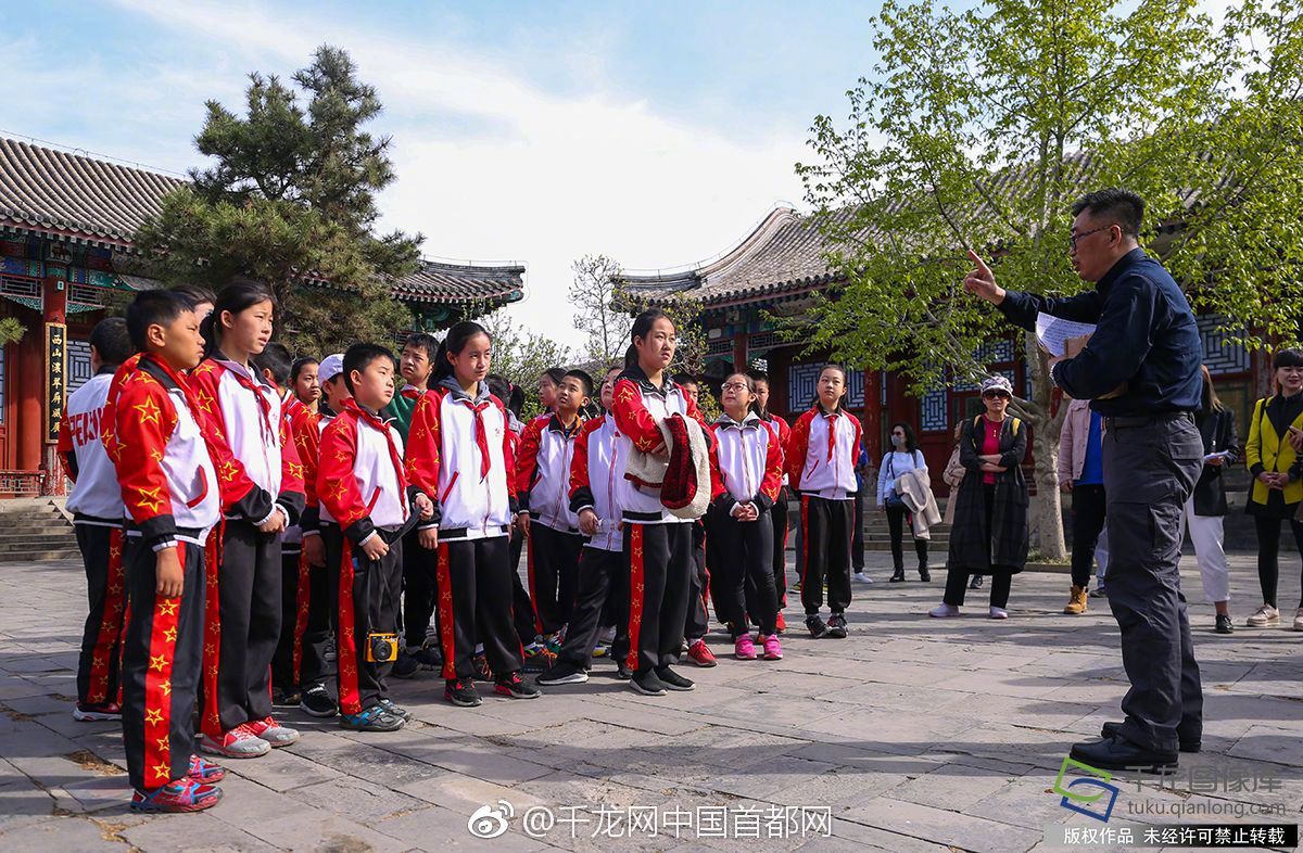 怎么注册域名空间_9929 vs CN2