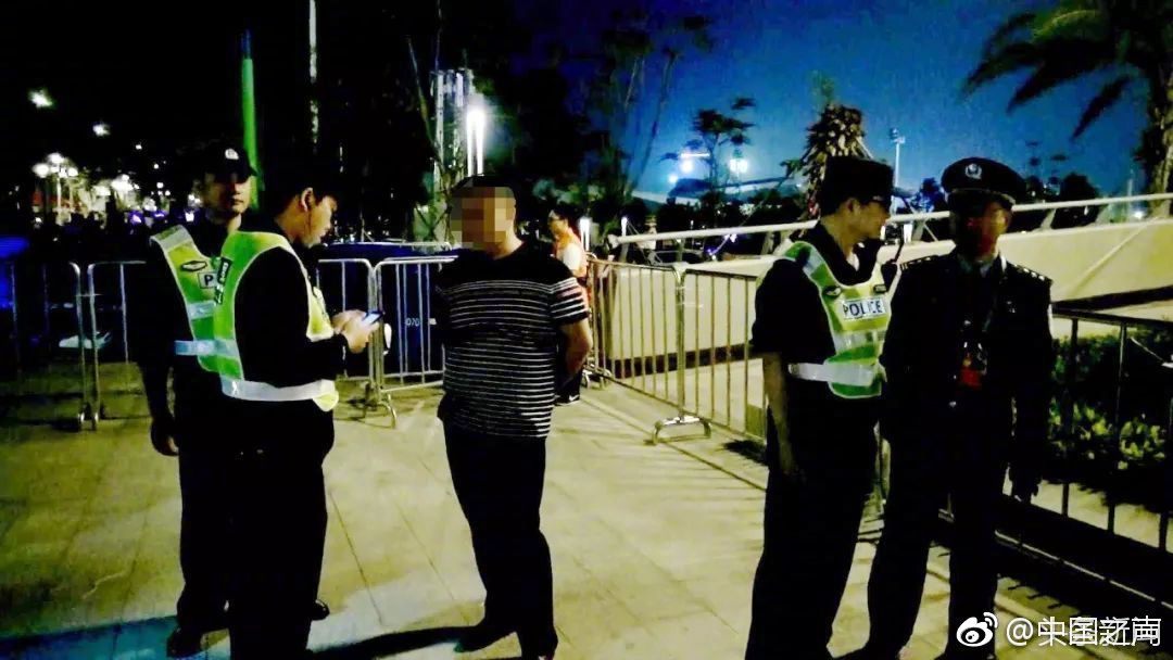 《复联4》屠榜式排片，小众艺术片就该没活路吗？_挂机宝雷电模拟器
