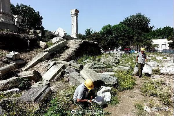 银行卡明明在自己身上 一夜之间却被境外盗刷20万元