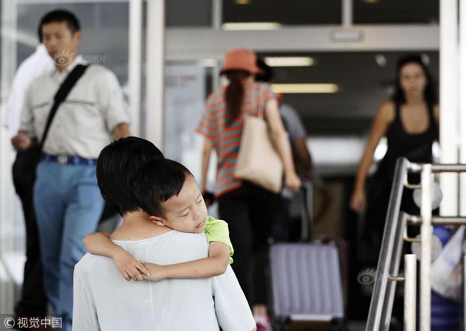 快讯 | 国家卫健委：我国儿童青少年总体近视率达53.6%_云服务器云端硬盘