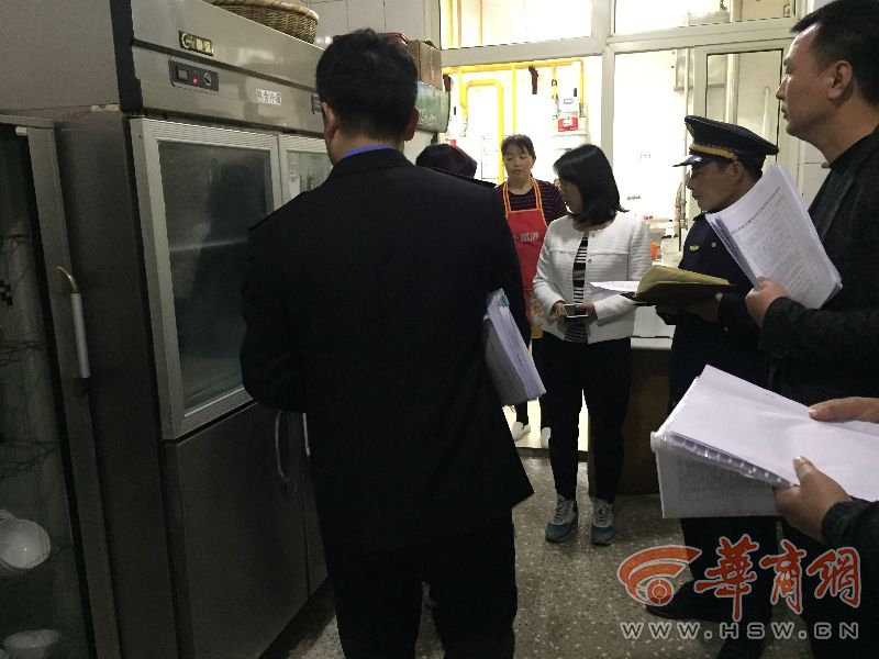 200辆爱心大巴送万人回家_9929独享带宽