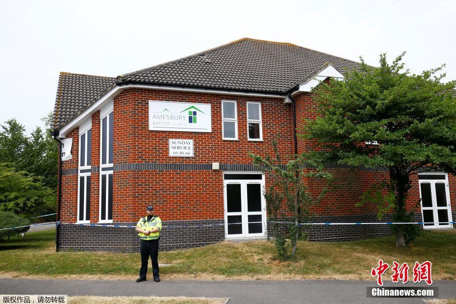 新买奔驰车存在修补痕迹,浙江女车主诉4S店要求退一赔三_深度学习服务器