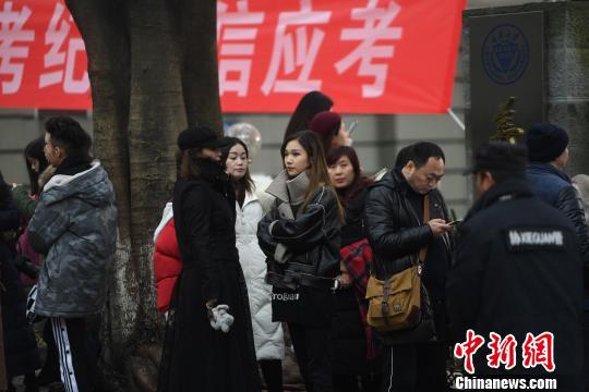 罗永浩曾经深刻地改变过这个世界_虚拟电脑