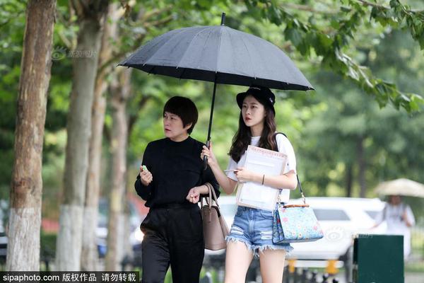 乐高迷你剧场乐高积木新玩法！一起“趣”拼畅游乐高玩具海洋_云服务器16G内存