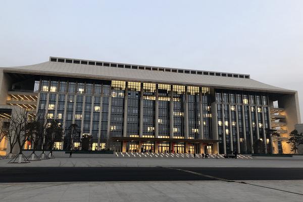 巅峰战兵:铁血都市逆袭记_CN2 ERP服务器